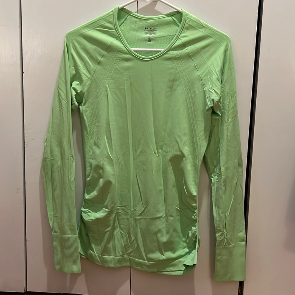 Athleta Momentum top